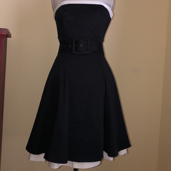 White House Black Market Dresses & Skirts - Black and White A Aline Dress Size 4